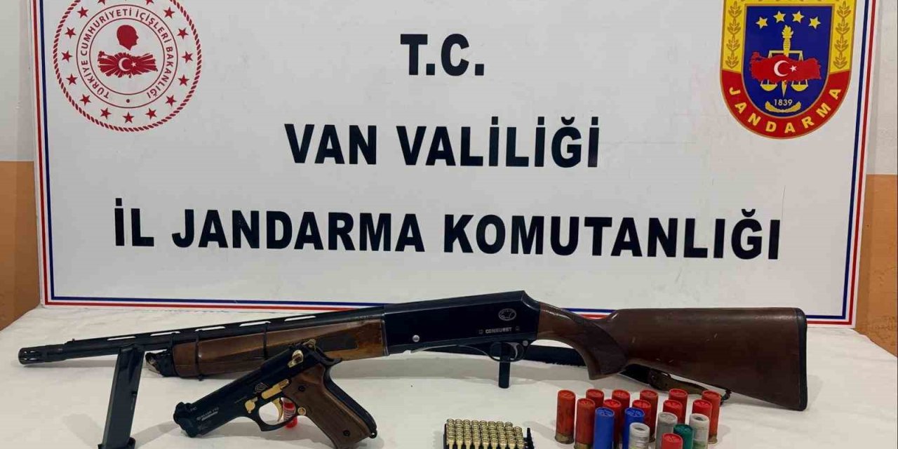 Van’da silah ele geçirildi