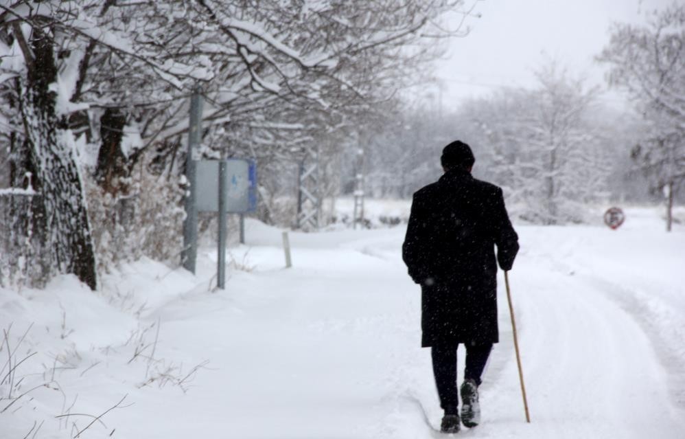 Erzincan beyaza büründü: Geçitlerde karla mücadele seferberliği