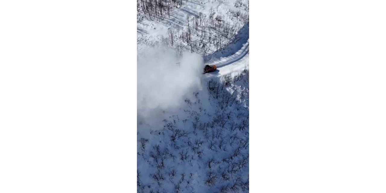 Tunceli’de 135 köy yolu ulaşıma kapandı, ekiplerin çalışması sürüyor