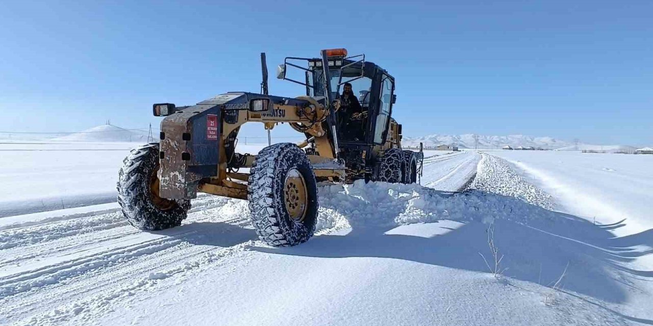 Patnos’ta tüm yollar ulaşıma açıldı
