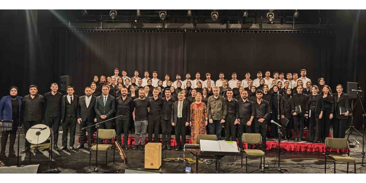 Atatürk Üniversitesi’nde muhteşem konser