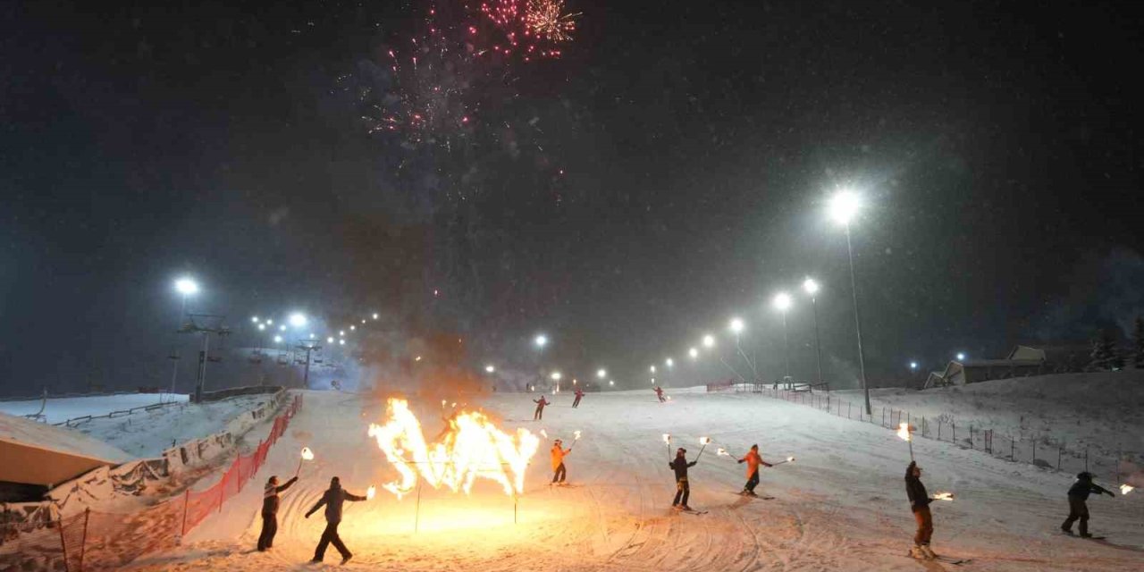 Palandöken Kayak Merkezi’nde yılbaşı coşkusu
