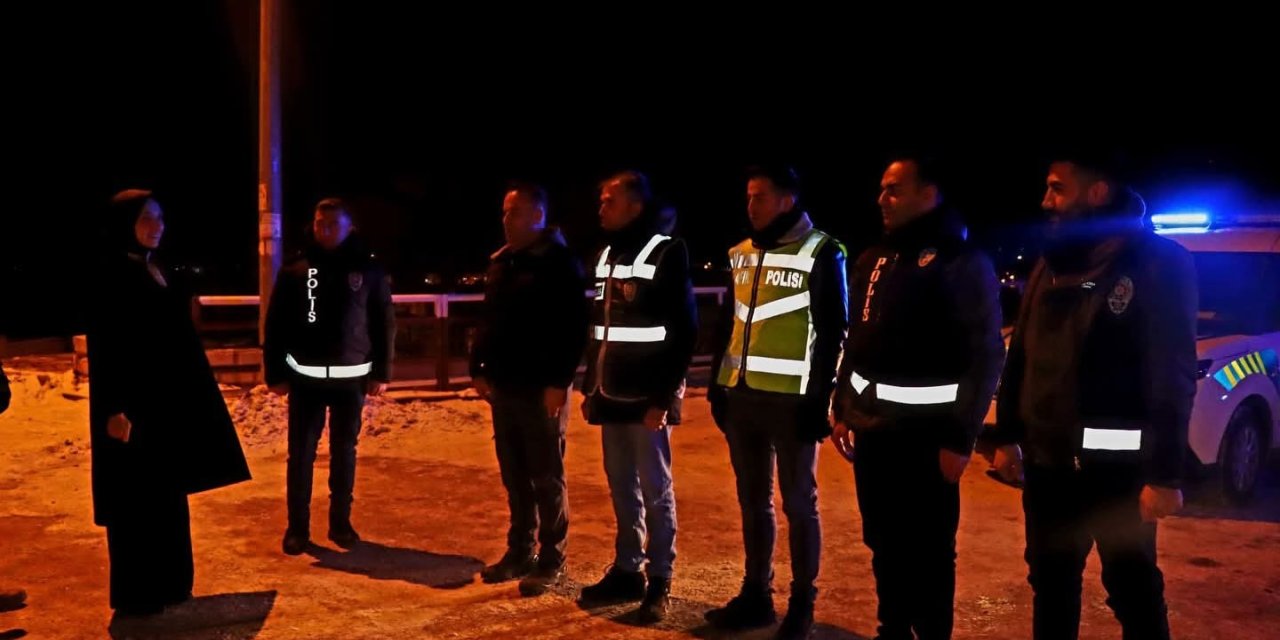 Kaymakam Duman’dan yılbaşı gecesi güvenlik güçlerine ziyaret