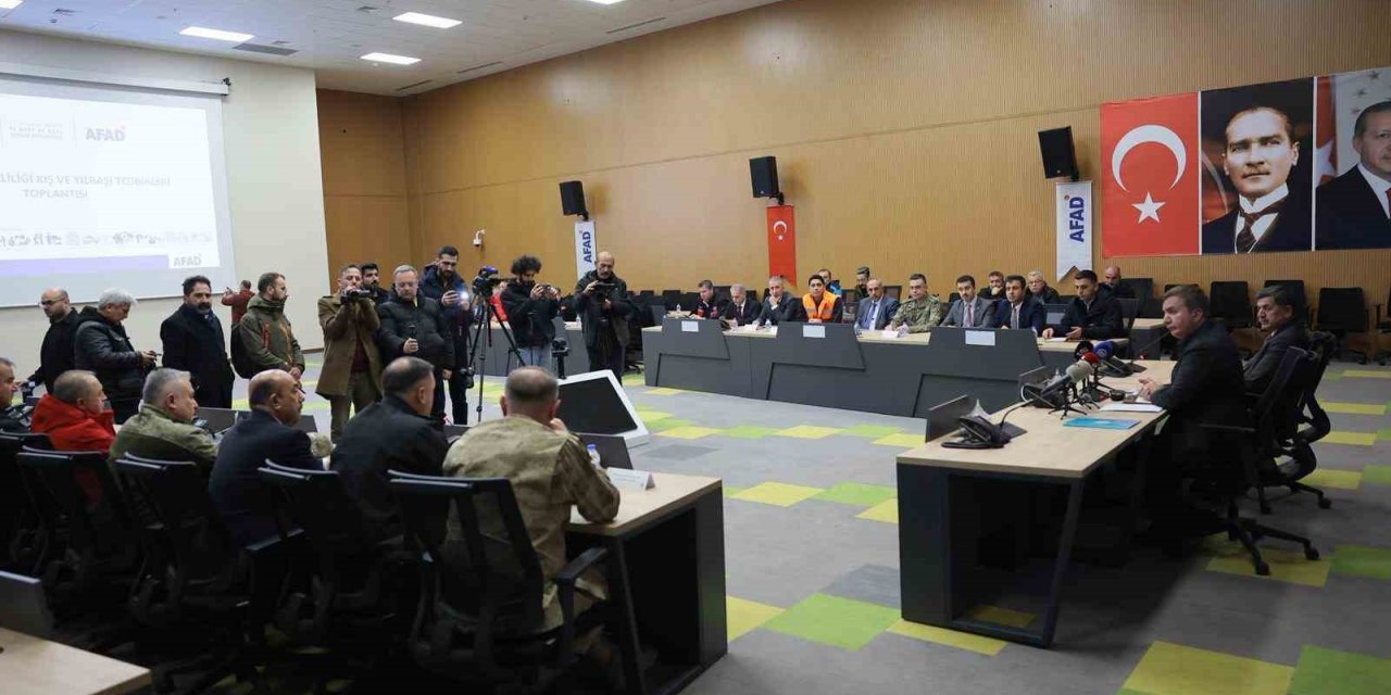 Erzincan’da kış ve yılbaşı tedbirleri masaya yatırıldı