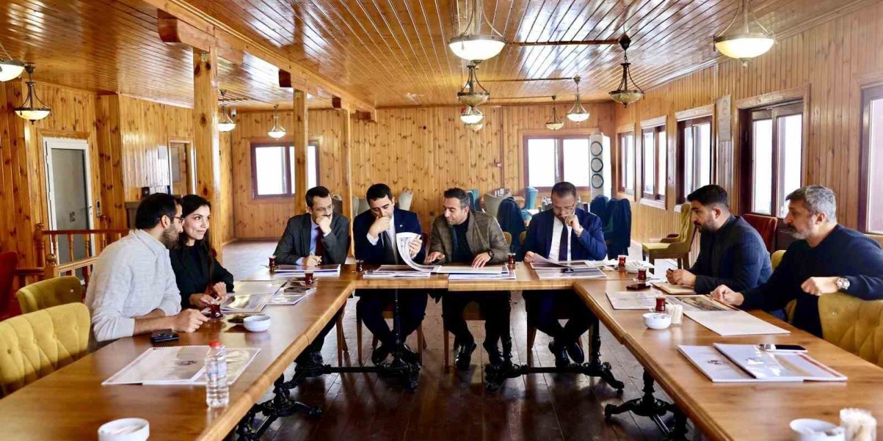 Akçadağ’da Levent Vadisi ve höyük alanı için proje değerlendirme toplantısı