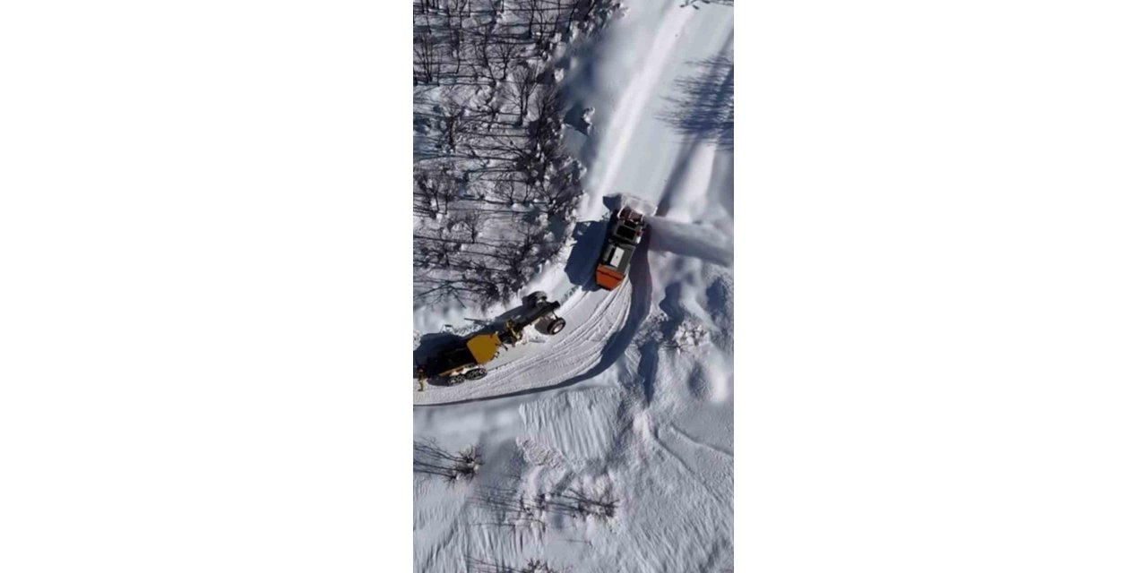 Tunceli’de 103 köy yolu açıldı, 195’inde çalışmalar sürüyor