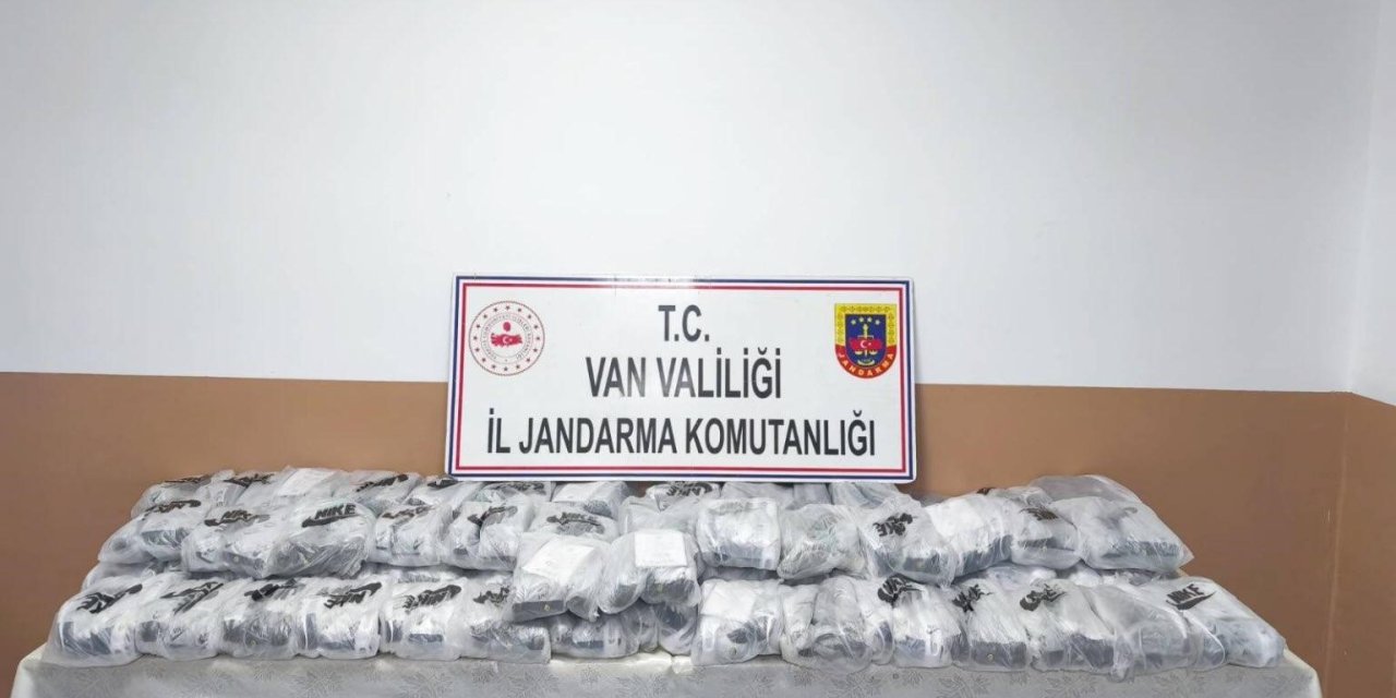 Van’da gümrük kaçağı malzeme ele geçirildi