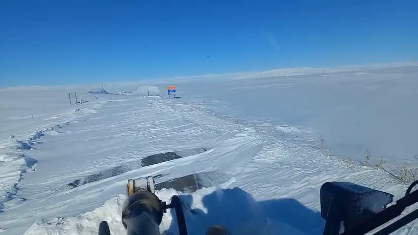 Adilcevaz-Malazgirt kara yolu ulaşıma açıldı