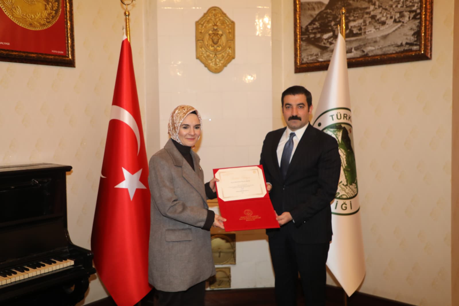 Bakan Göktaş’tan Arpaçay Kaymakamı Akköz’e “Aile Yılı” teşekkürü