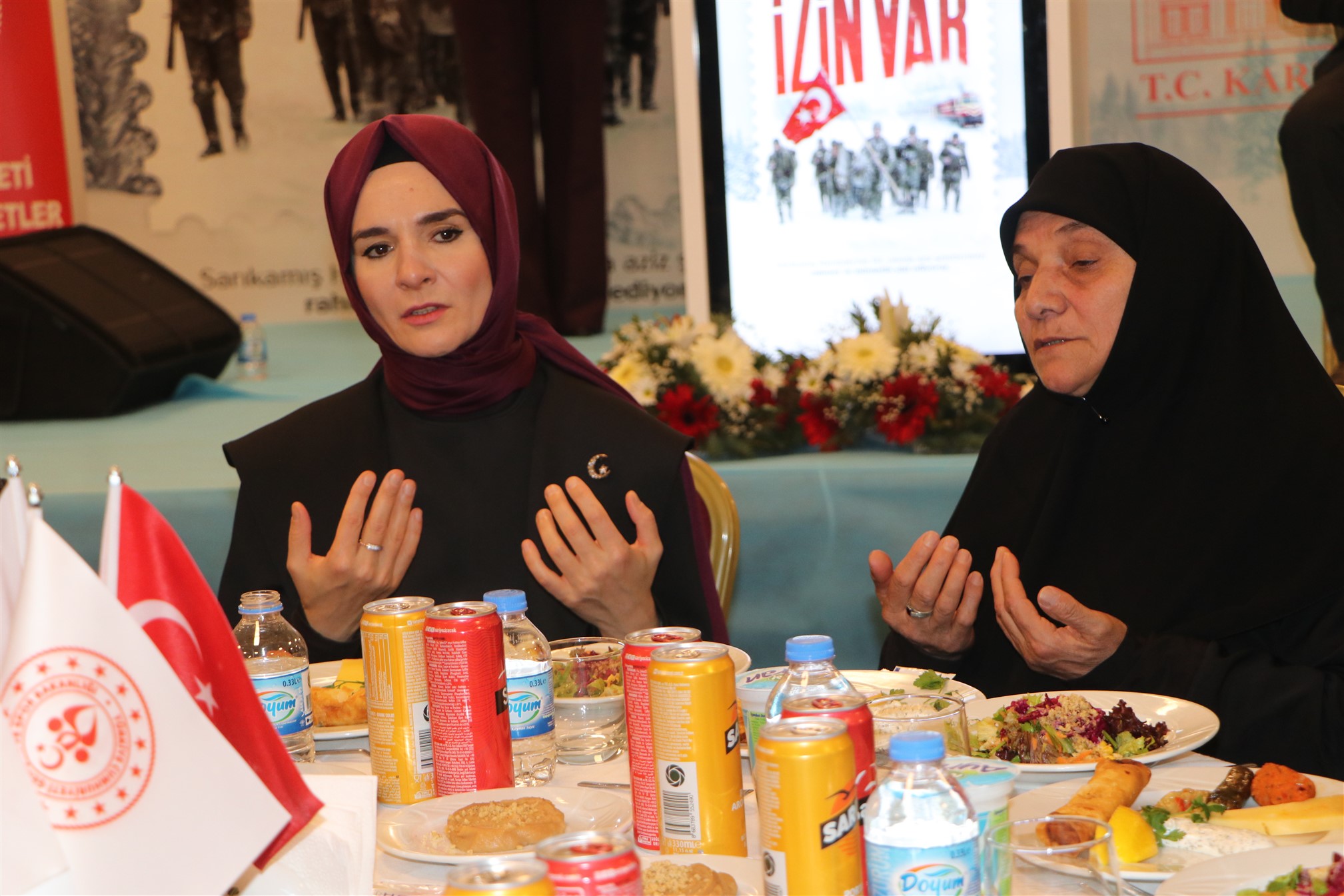 Sarıkamış’ta Şehit ve Gazi Ailelerinin Onuruna Yemek Verildi