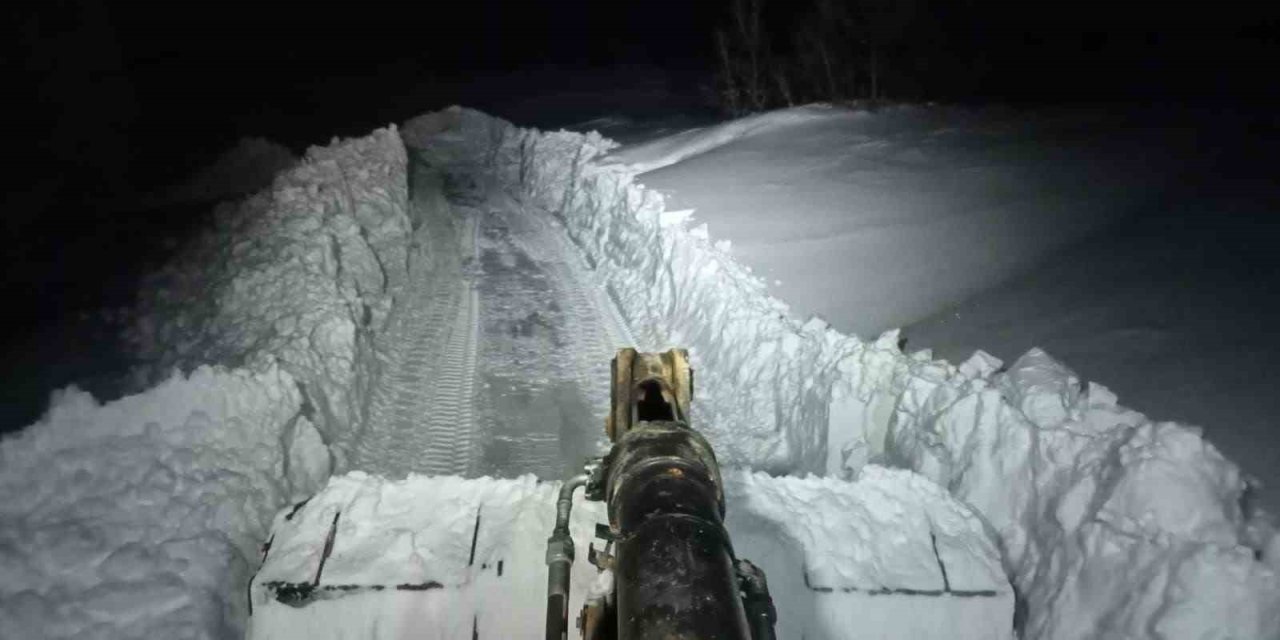 Elazığ’da kapalı köy yolları açıldı