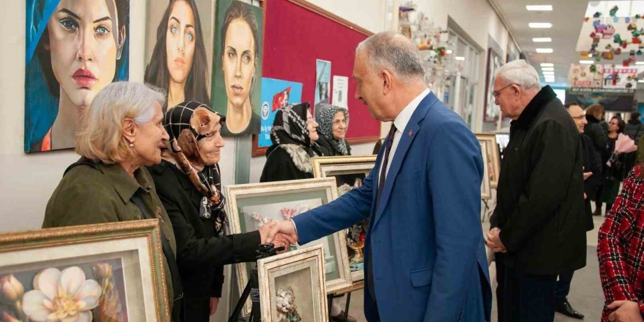 EBYÜ’de yaşam boyu öğrenmenin sanatla buluşması