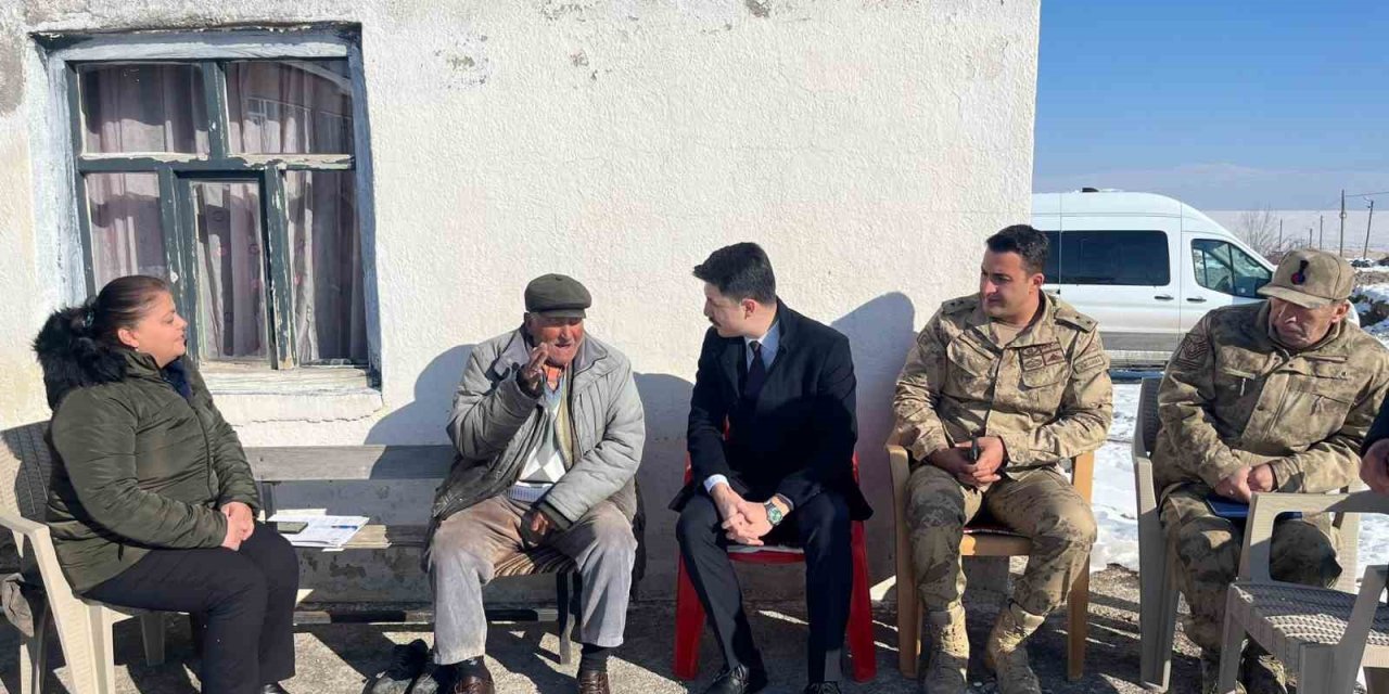 Digor Kaymakamı Kahraman, Çatak köyünde