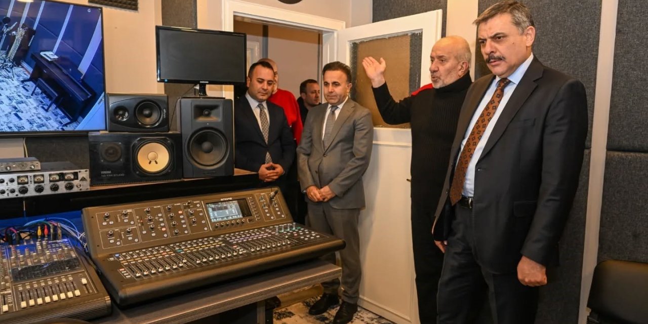 Vali Çiftçi’den "Dua" filmi yönetmenine ziyaret