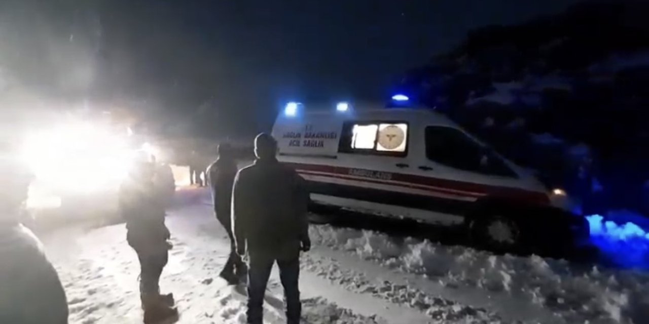 Bingöl’de yoğun kar yağışı sonrası ekipler seferber oldu