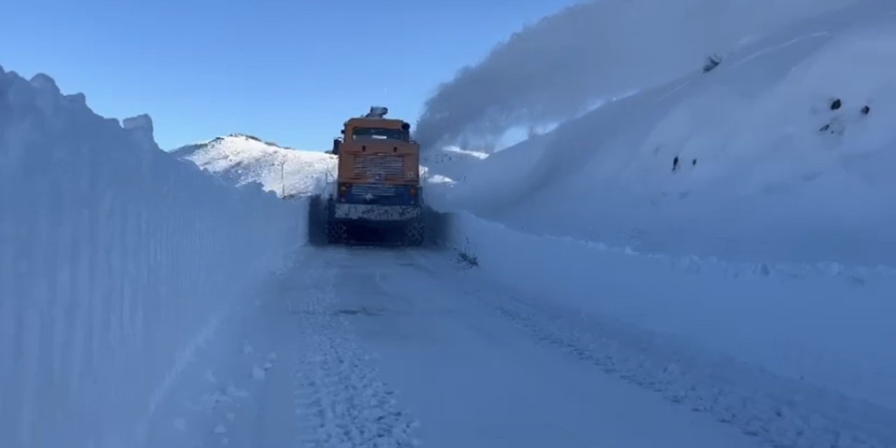 Elazığ’da kapalı 93 köy yolunda çalışmalar sürüyor