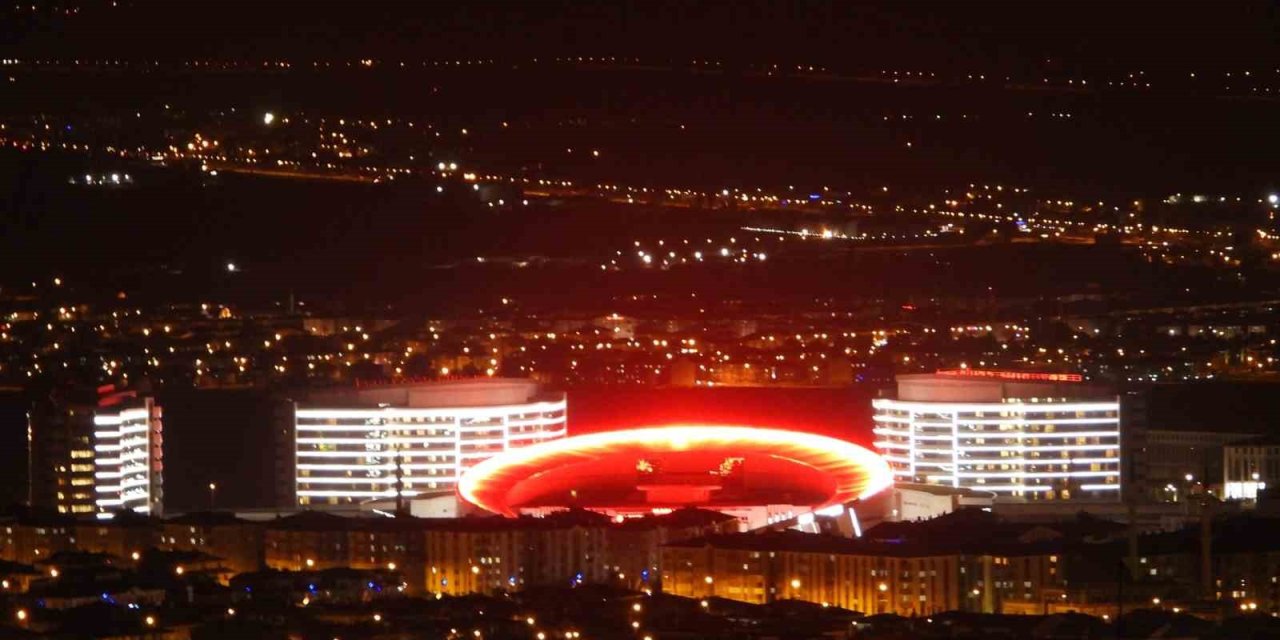 Şehir Hastanesi kapalı otoparkında aracı olanlara uyarı