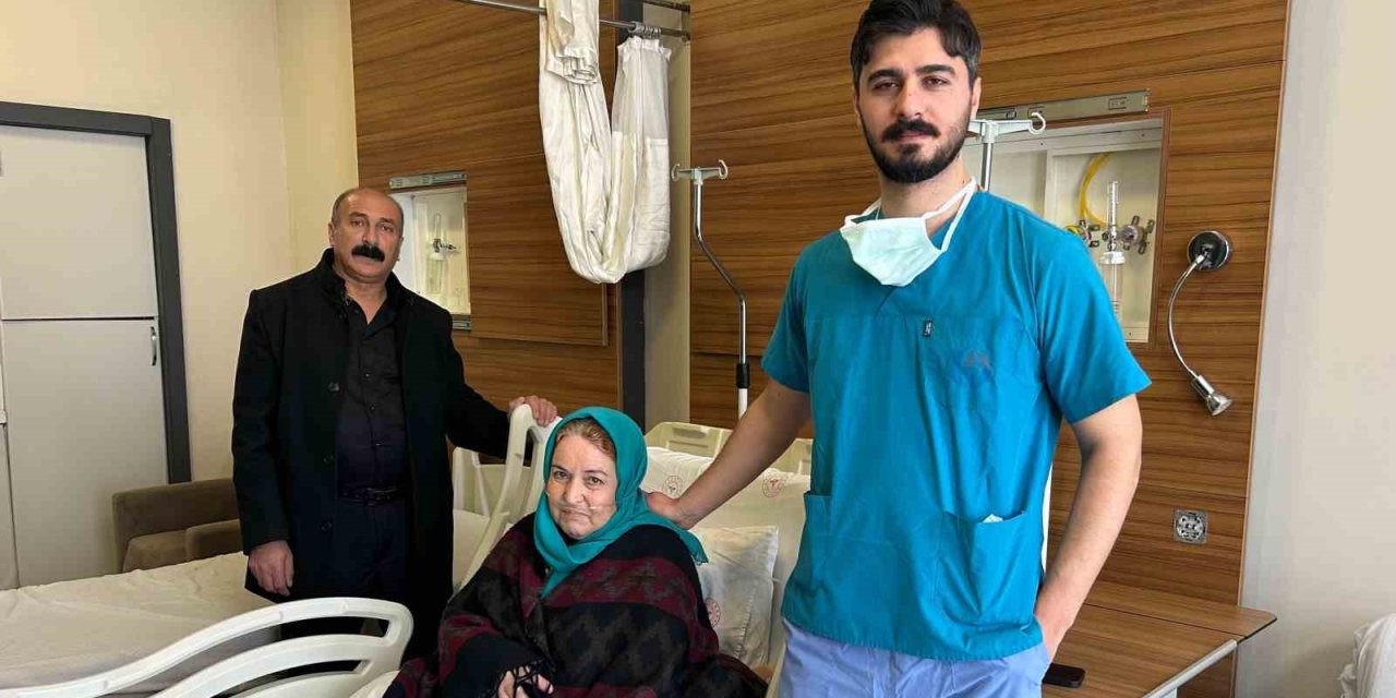 Van’da yüksek riskli hasta başarılı ameliyatla sağlığına kavuştu