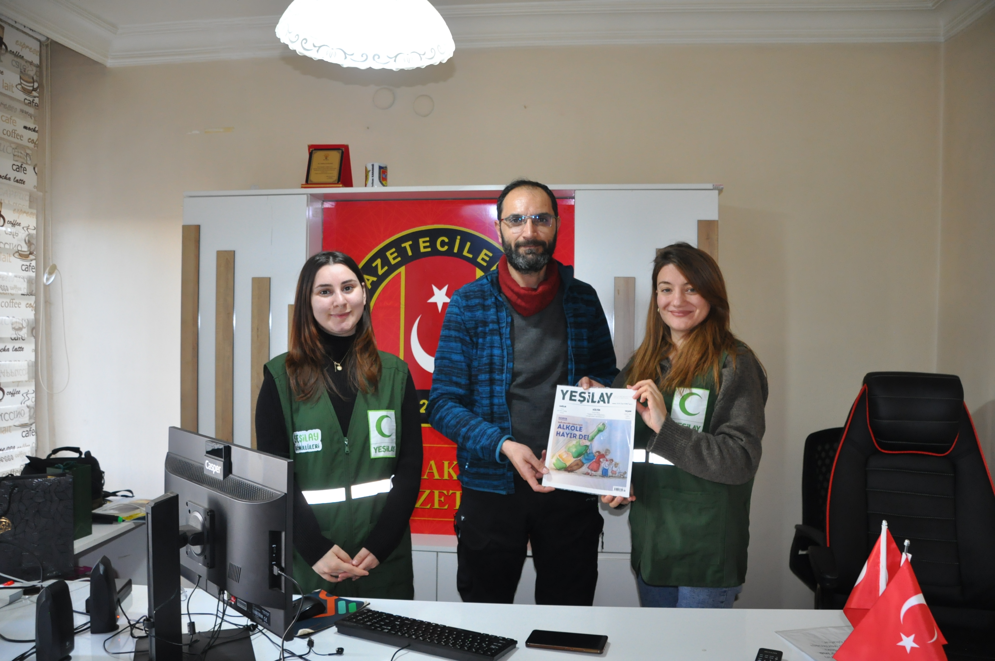 Kars Yeşilay’dan Kars Hakimiyet Gazetesi’ne Gazeteciler Günü ziyareti