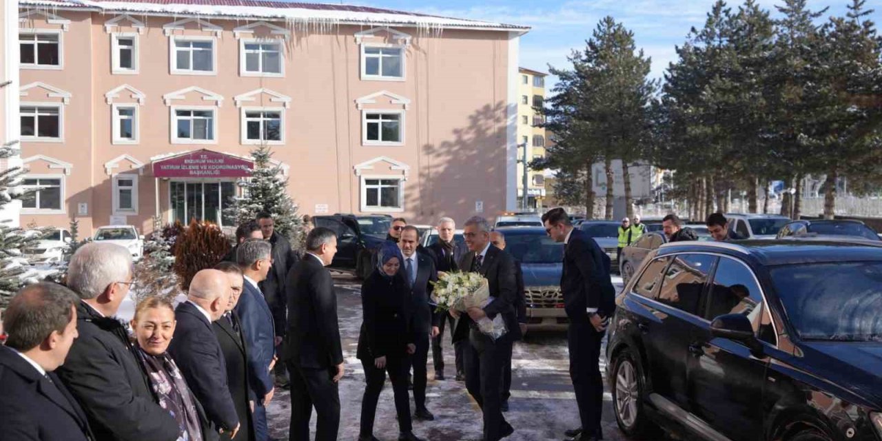 Bakan Memişoğlu: "Sağlık hizmetlerinin daha iyi olması için neler yapacağımızı yerinde değerlendirmek için buradayız"