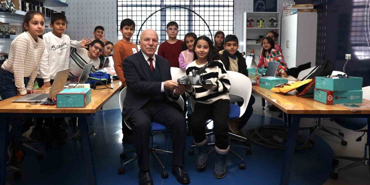 Başkan Sekmen geleceğin dâhileriyle buluştu