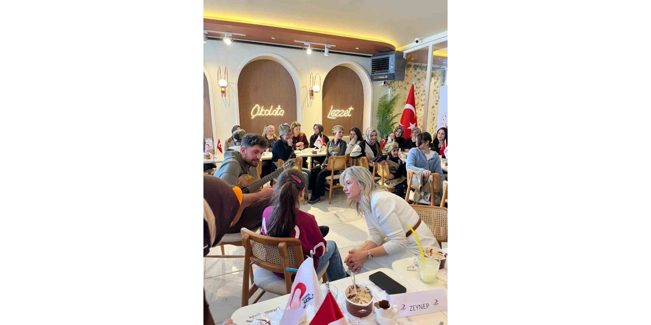 Kars Kızılay’dan sevgi evlerinde kalan çocuklara çikolata etkinliği