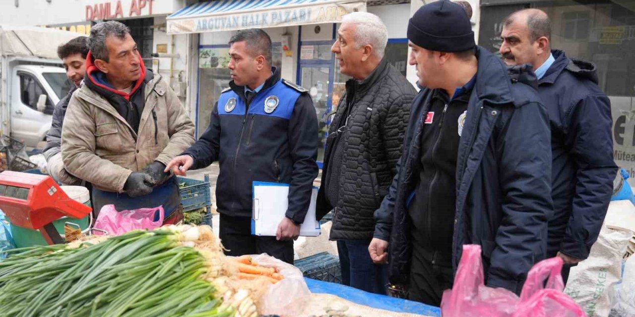 Battalgazi’de semt pazarlarında ölçü ve tartı denetimi