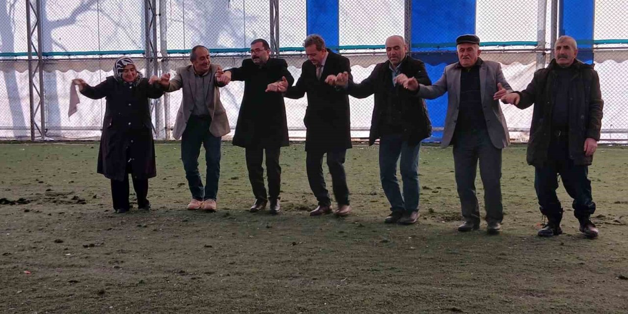 Halk oyunlarını kayıt altına aldılar