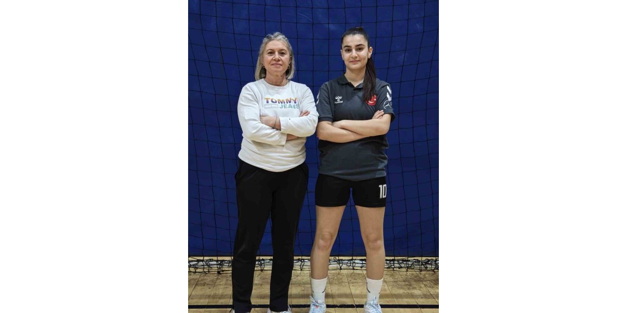 Elazığlı sporcu U16 milli takım kampında