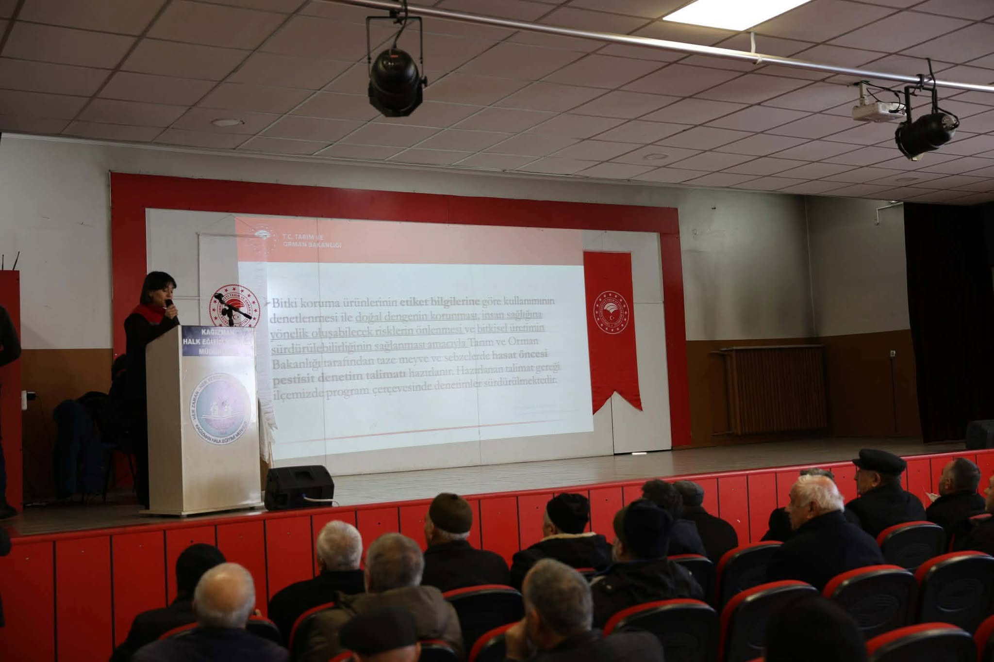 Kağızman’da Üreticilere Bitki Koruma Eğitimi