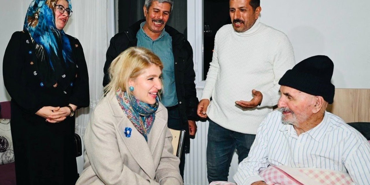 Milletvekili Ölmeztoprak, esnaf ve vatandaşlarla bir araya geldi