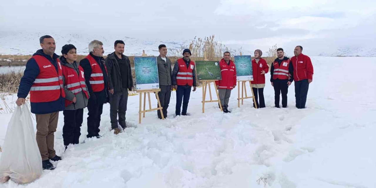 Van’da yaban hayvanları unutulmadı