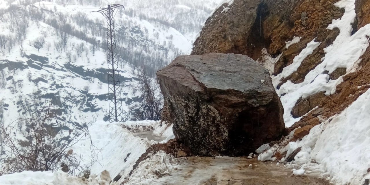 Bitlis’te yağış sonrası 6 farklı noktada heyelan meydana geldi