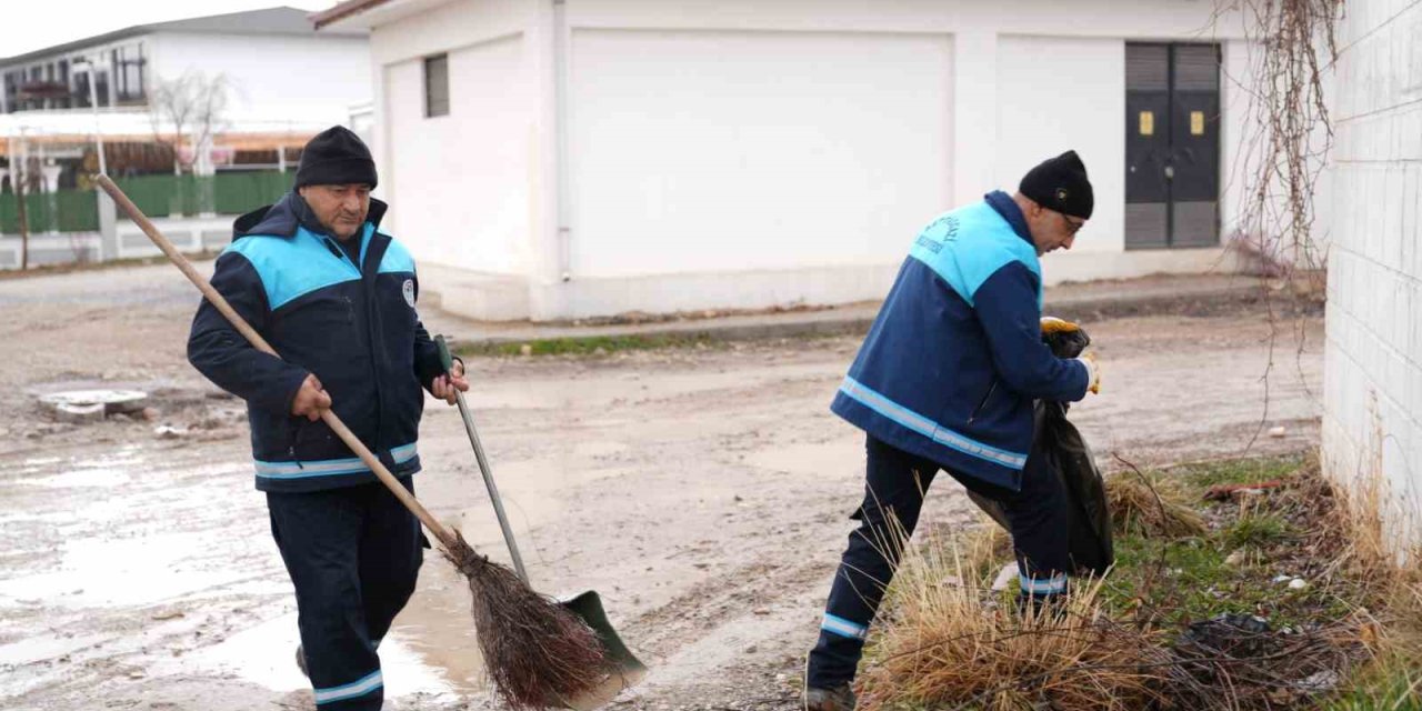 Battalgazi’de Kanalboyu ve Orduzu’da temizlik çalışması