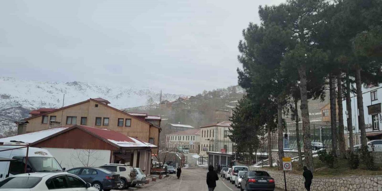 Kemaliye 2025’i de kömürle geçirdi