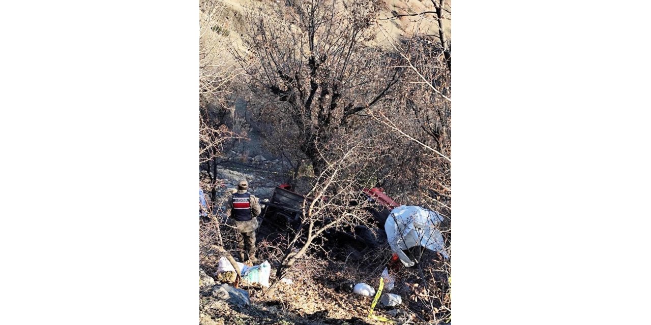 Elazığ’da patpat motoru uçurumu yuvarlandı: 1 ölü 1 yaralı