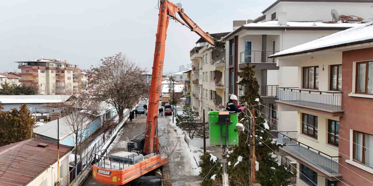 Fırat EDAŞ Malatya’da deprem sonrası enerji altyapısına 3,5 milyar TL yatırım yaptı
