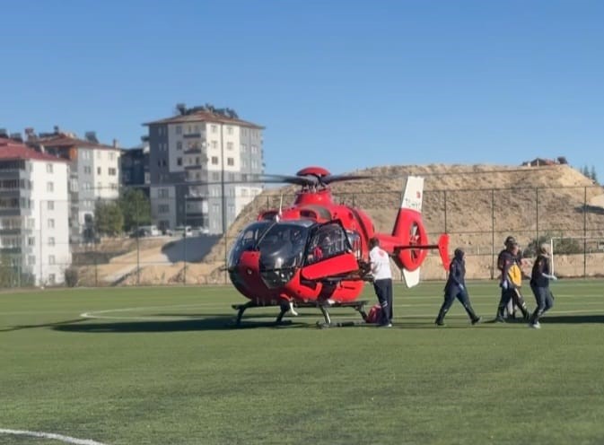 Malatya’da ambulans helikopter 70 yaşındaki hasta için havalandı