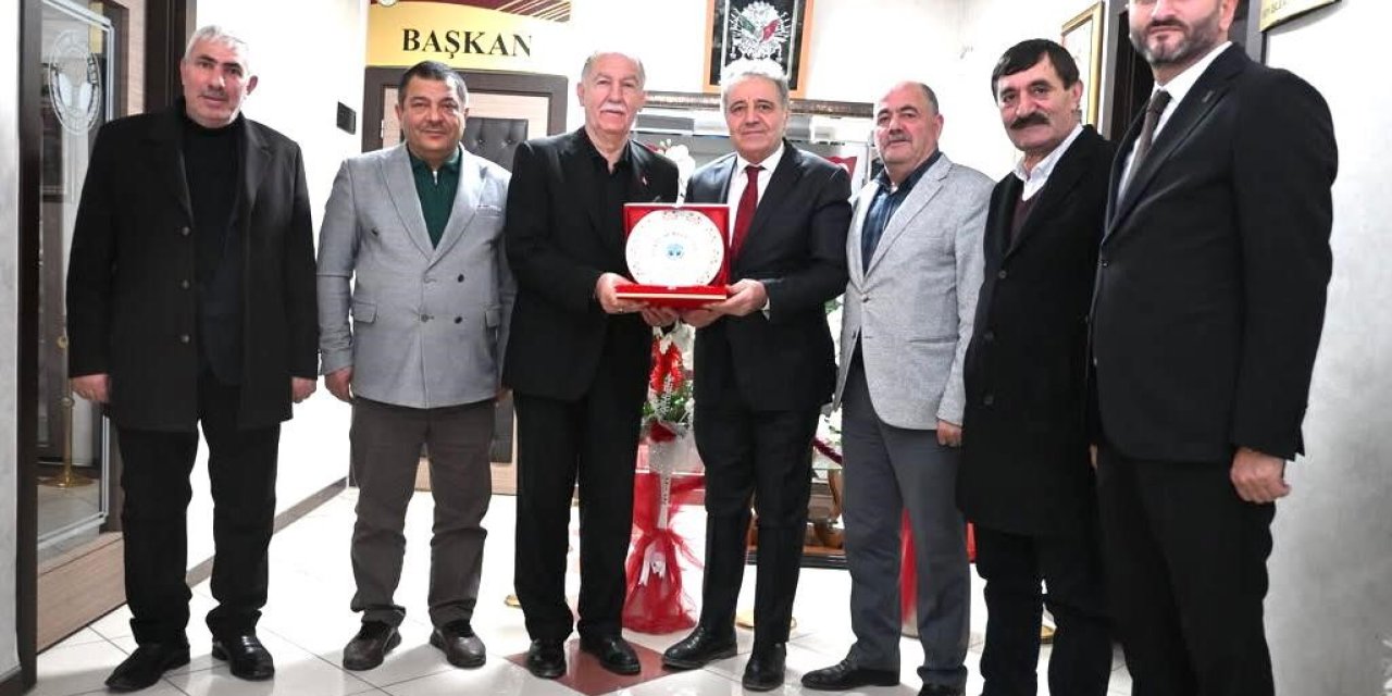 ESOB yönetiminden, Tortum Belediye Başkanı Yiğider’e nezaket ziyareti