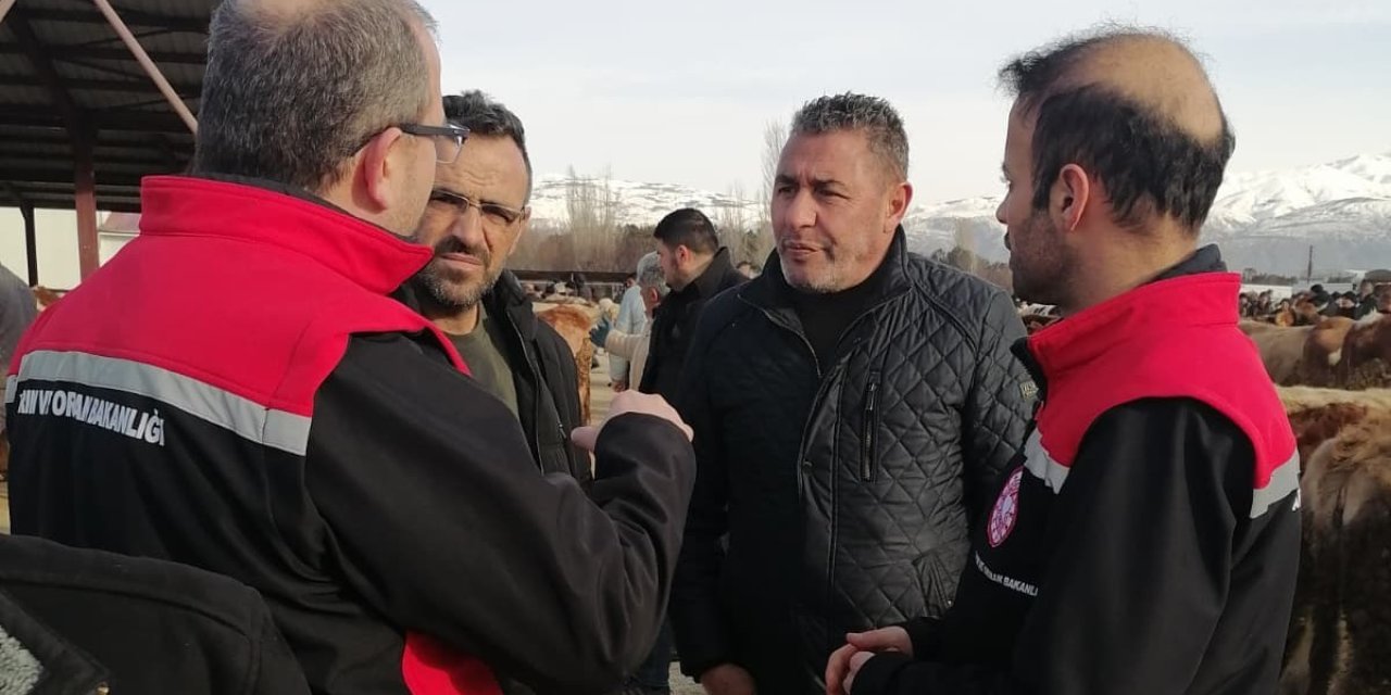 Erzincan’daki kesimhanelerde yağsız kesim uygulaması başladı