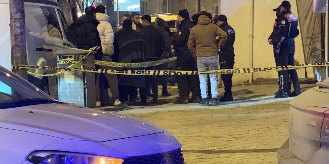 Iğdır’da iş merkezinde şüpheli ölüm