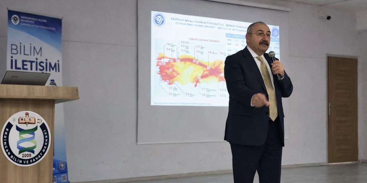 Erzincan’da deprem bilincini artırmaya yönelik konferans düzenlendi