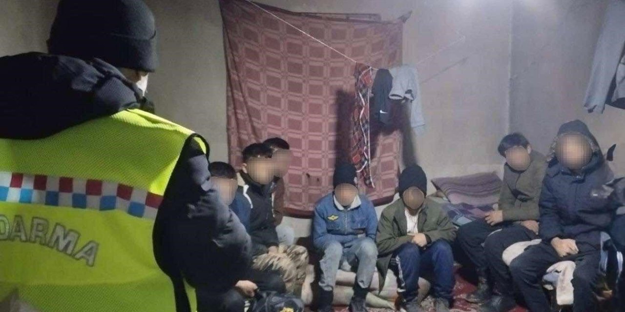 Jandarmadan göçmen operasyonu