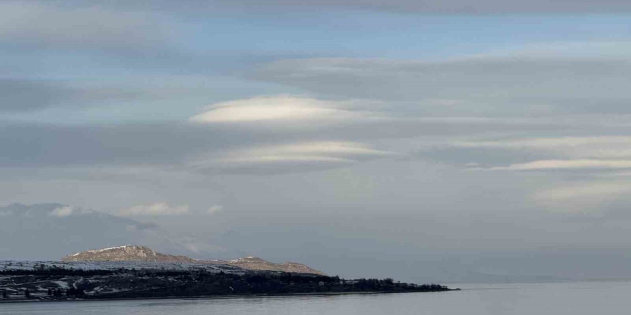 Tatvan’da mercan bulutu görüntülendi