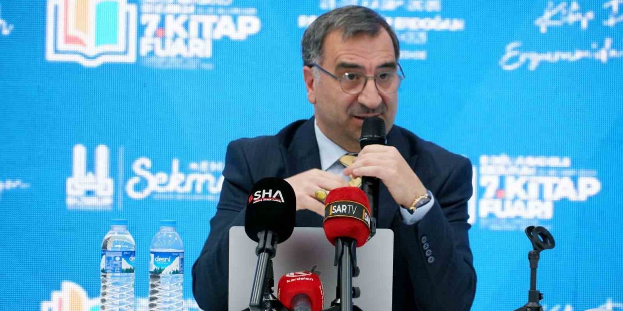 Ertaş: Dildeki ve tabelalardaki yabancılaşma, sömürgecisine gönüllü kölelik halidir