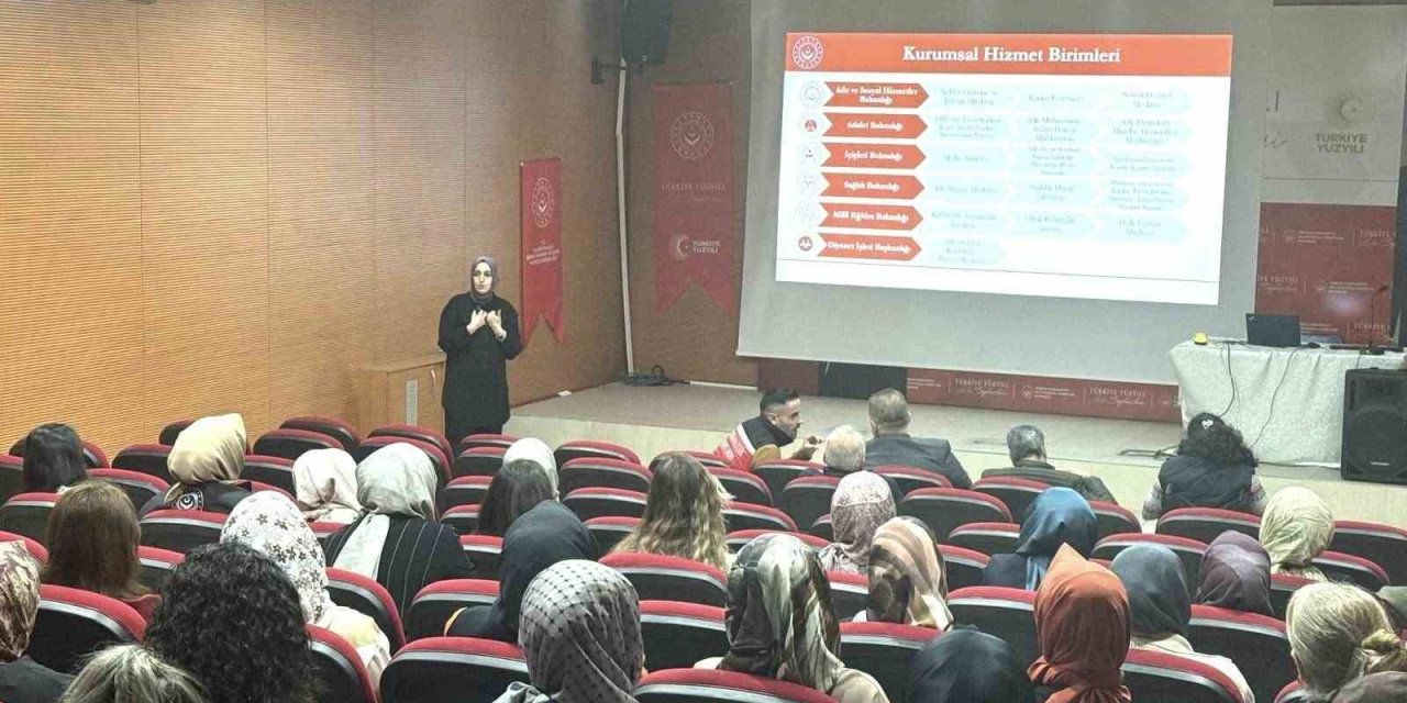 Elazığ’da kadına yönelik şiddetle mücadele eğitimi