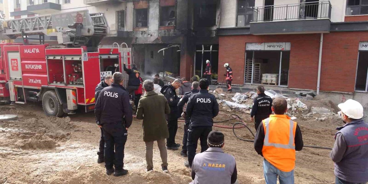 Malatya’da şantiyede korkutan yangın