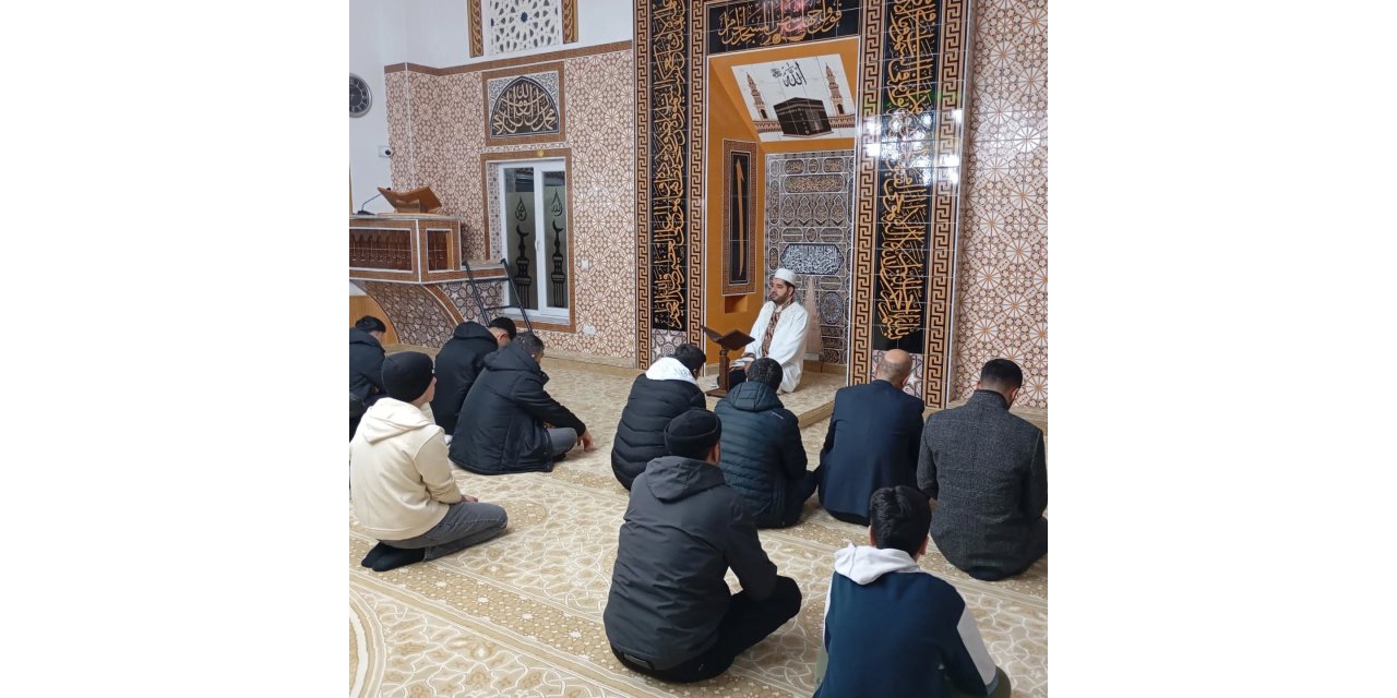 Elazığ’da  sabah namazı gençlik buluşmaları sürüyor