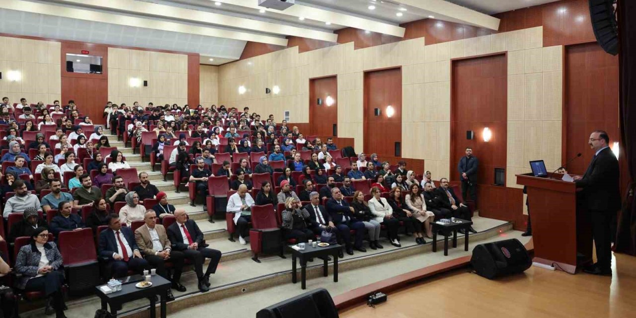 Atatürk Üniversitesi Araştırma Hastanesinde ERAS Sempozyumu