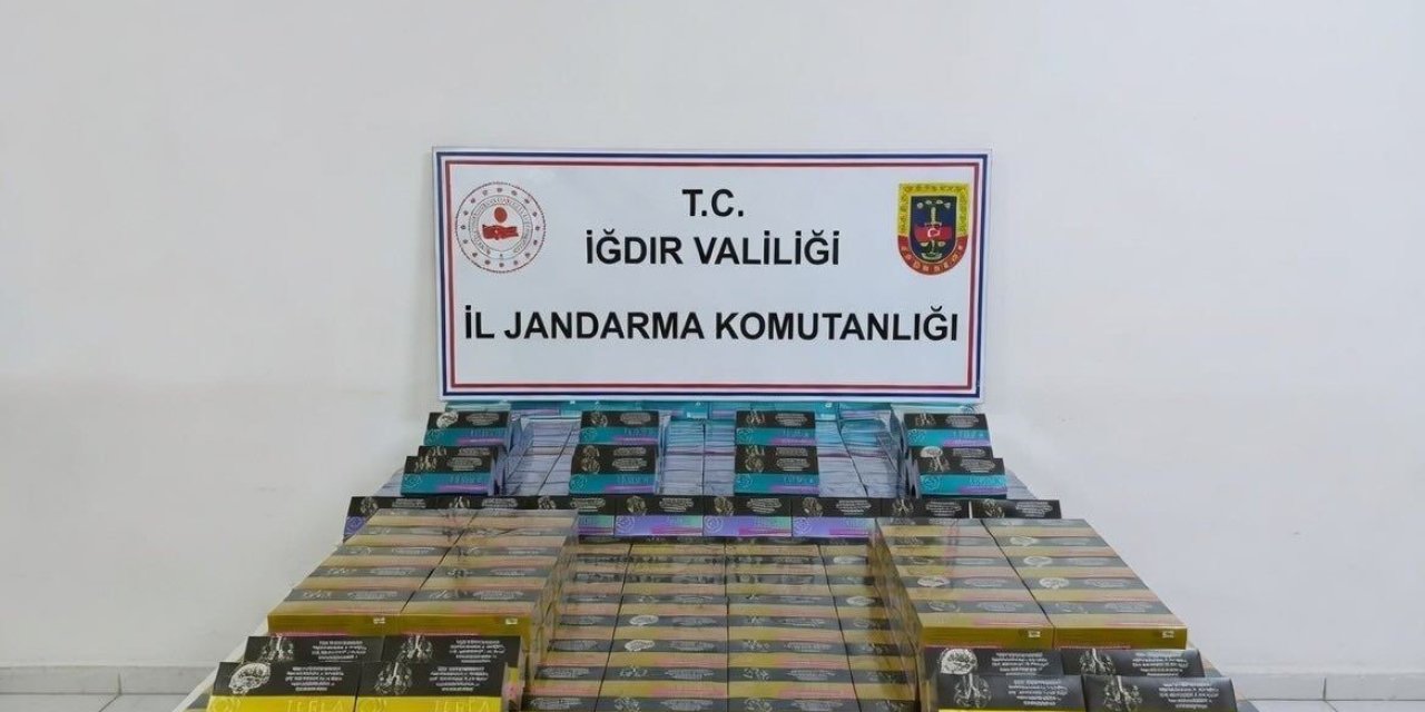 Iğdır İl Jandarma Komutanlığı’ndan kaçak elektronik sigara operasyonu